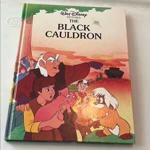 Disney The Black Cauldron Illustrated Book - Green, Red, White